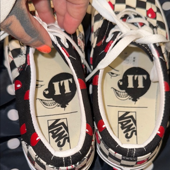 Vans House of Terror x Era 'IT' Pennywise Horror Slip-On Women’s Sz.6 - Picture 9 of 16